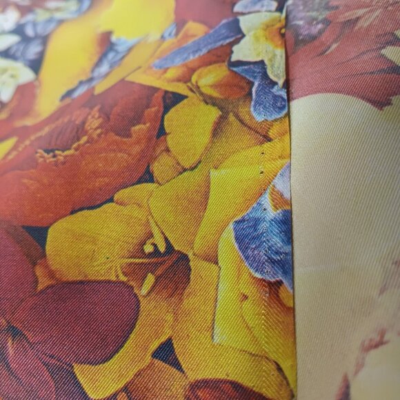 Floral Print Fabric Colorful Bright Red Yellow Purple Woven Non Stretch 3 Yards - Picture 8 of 9